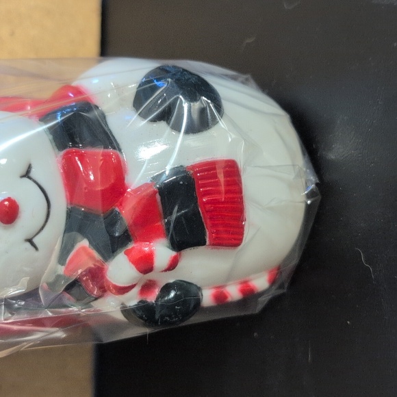 Snowman Lotion & Soap Dispenser - Picture 7 of 8